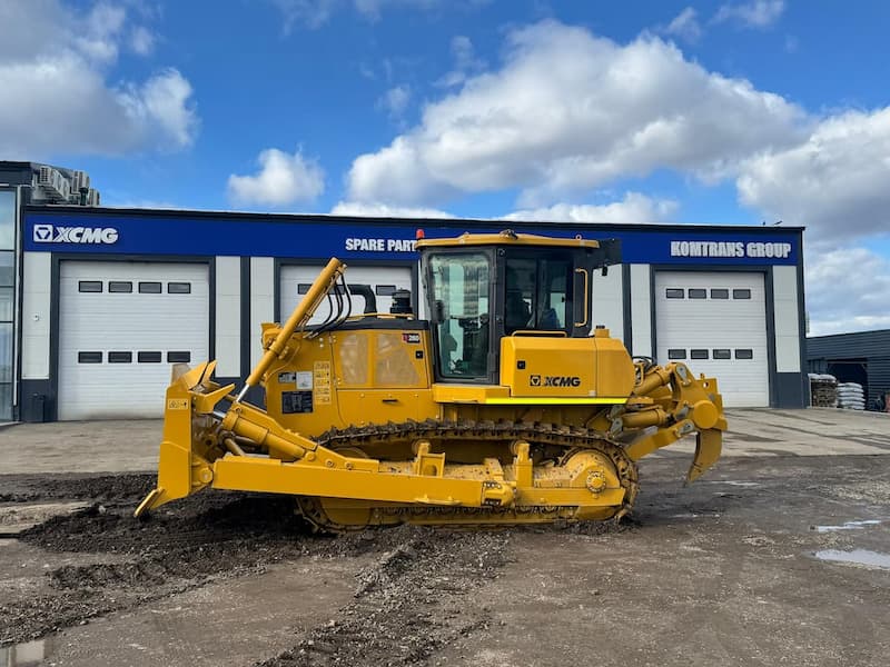 Гусеничный бульдозер XCMG D260
