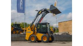 Мини-погрузчик XCMG XC7-SR770RU