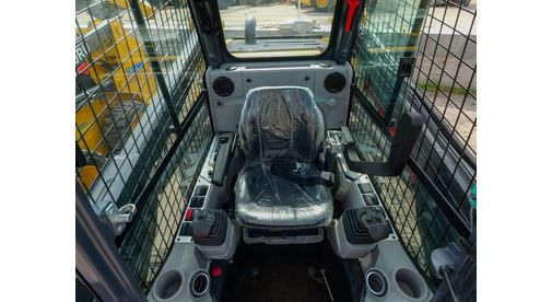 Мини-погрузчик XCMG XC7-SR760RU